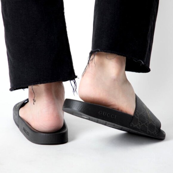 SOLD! NEW GUCCI Men's GG Supreme Tiger Print Black Slides Sandals 7 G / US 7.5 - Picture 10 of 11